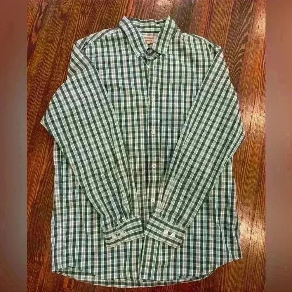 Duluth trading co wrinkle fighter Mens Green Plaid Long Sleeve Button down Sz Lg